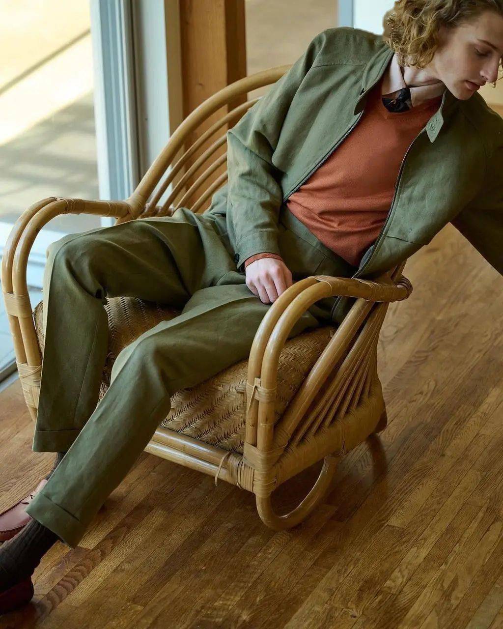 2024年春夏“丰富多彩”的男装流行色 第4张 - 哥顿服装设计网 2024年春夏“丰富多彩”的男装流行色 第4张 - 哥顿服装设计网