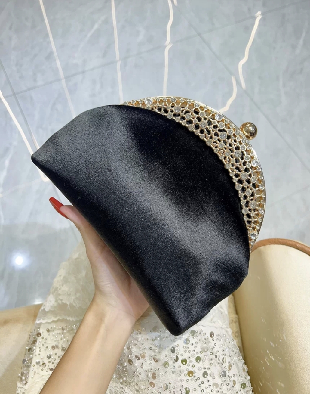 最新女式时尚手提包 第5张 - 哥顿服装设计网