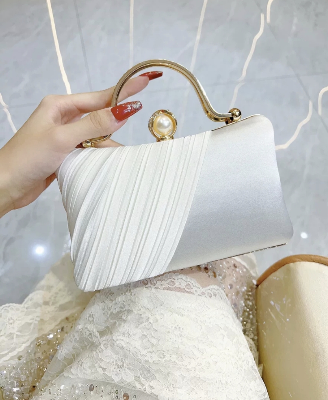 最新女式时尚手提包 第34张 - 哥顿服装设计网