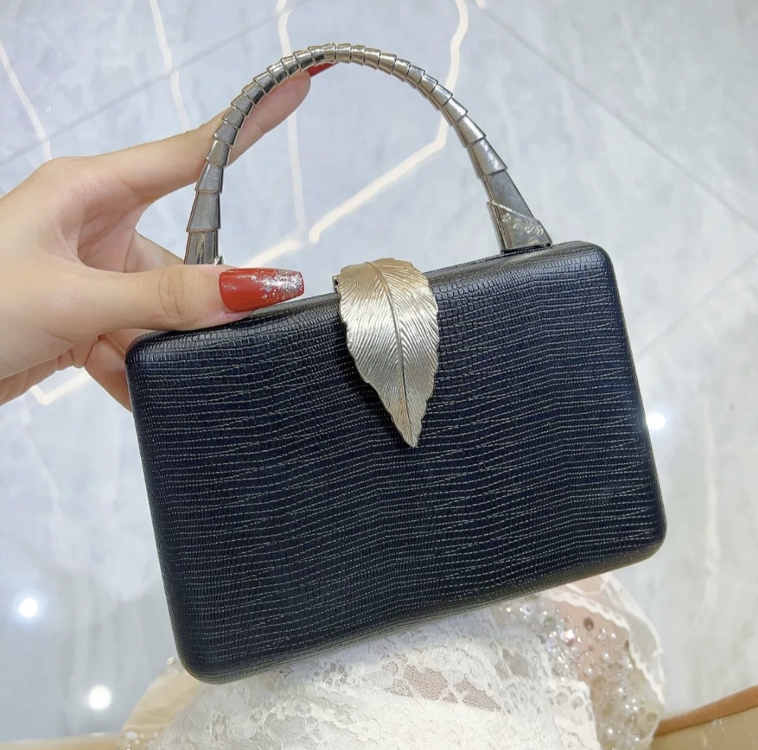 最新女式时尚手提包 第25张 - 哥顿服装设计网