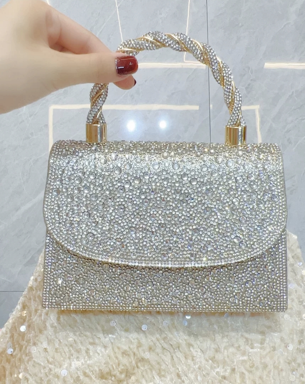 最新女式时尚手提包 第23张 - 哥顿服装设计网