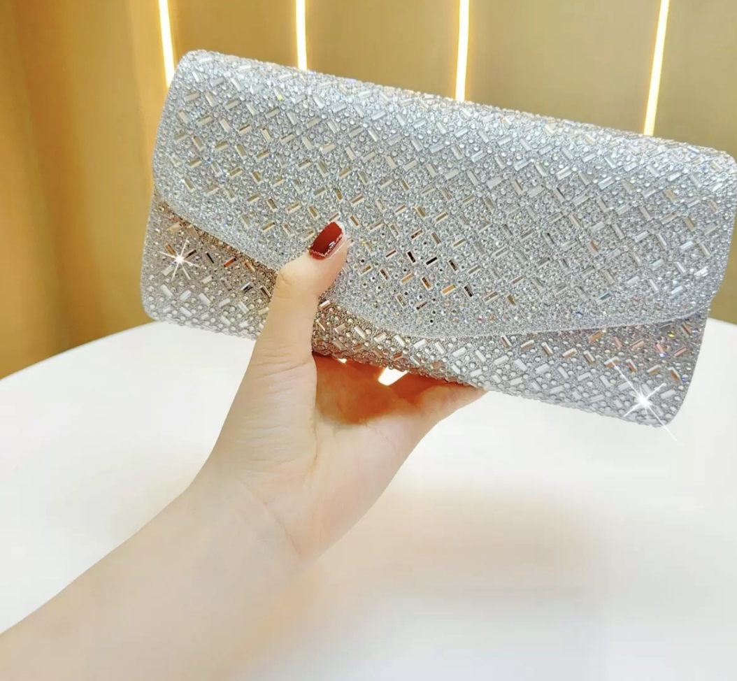 最新女式时尚手提包 第7张 - 哥顿服装设计网