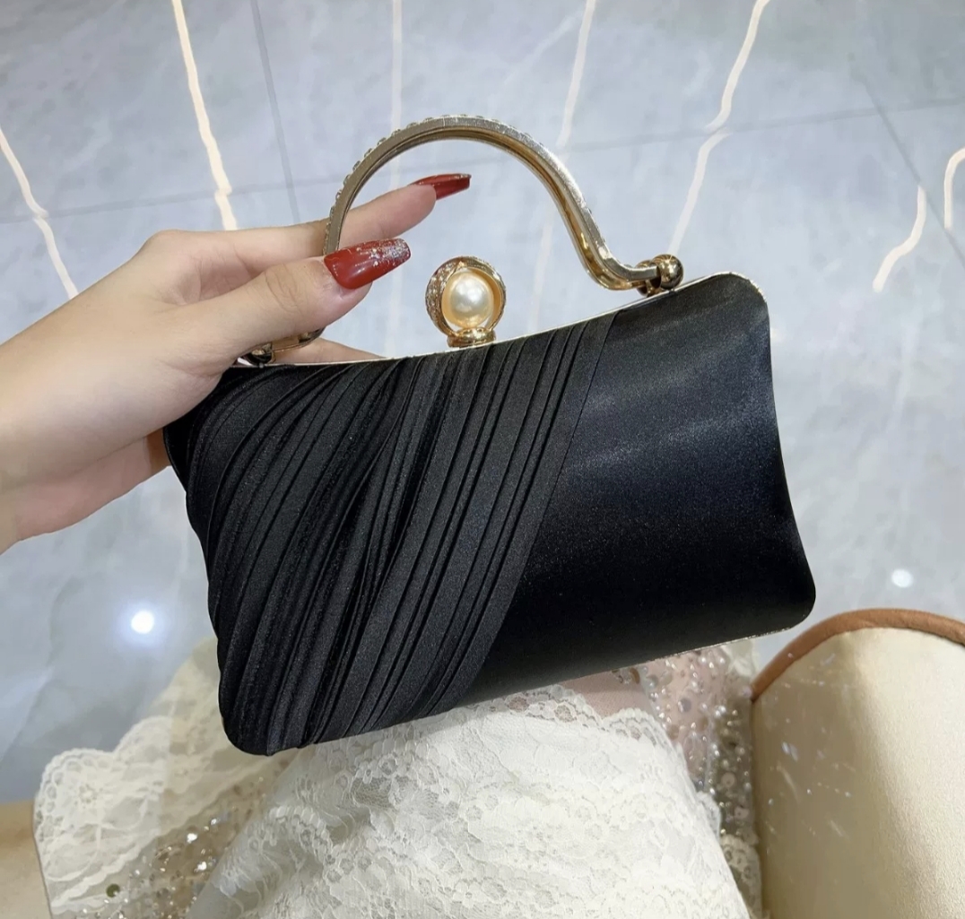 最新女式时尚手提包 第35张 - 哥顿服装设计网