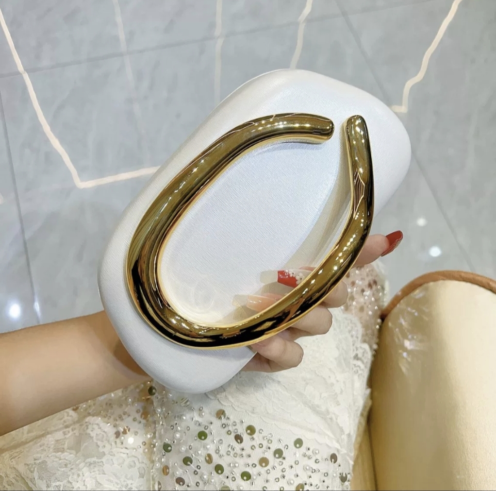 最新女式时尚手提包 第8张 - 哥顿服装设计网