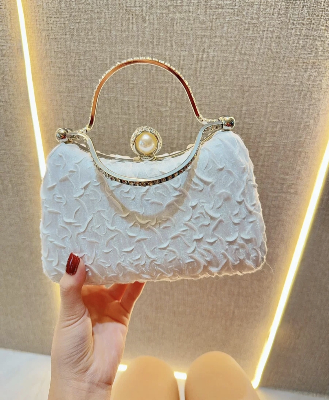 最新女式时尚手提包 第32张 - 哥顿服装设计网