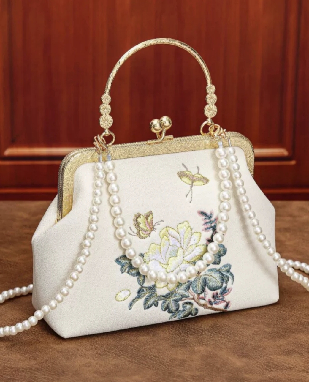 最新女式时尚手提包 第43张 - 哥顿服装设计网