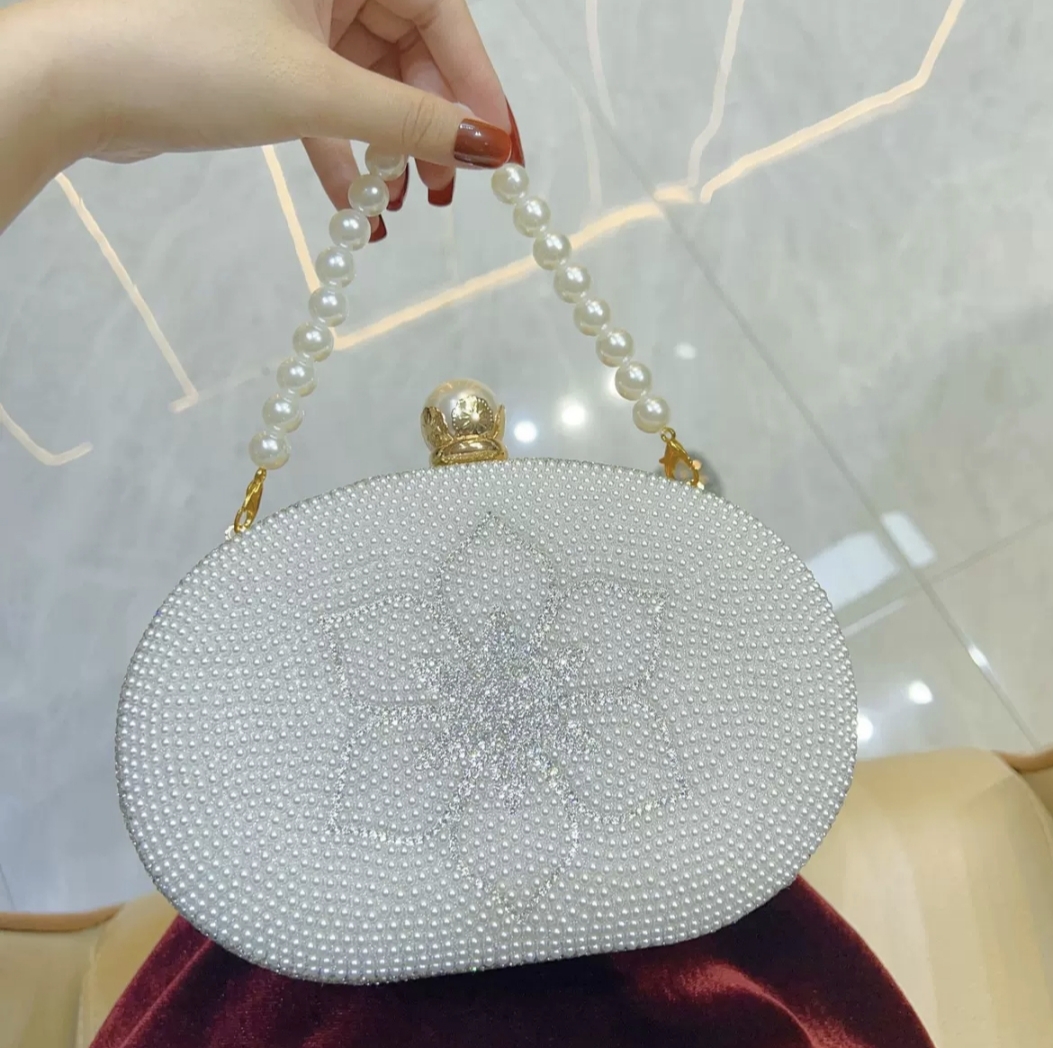 最新女式时尚手提包 第37张 - 哥顿服装设计网